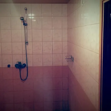 Tamme Guesthouse *