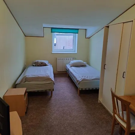 Hostel Tamme *
