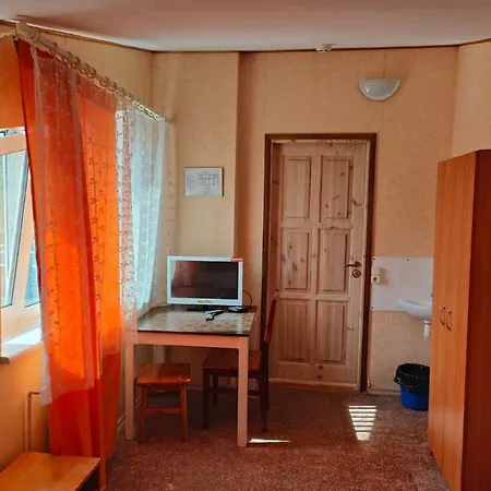Tamme Hostel
